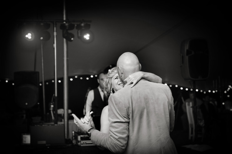 bride and groom first dance