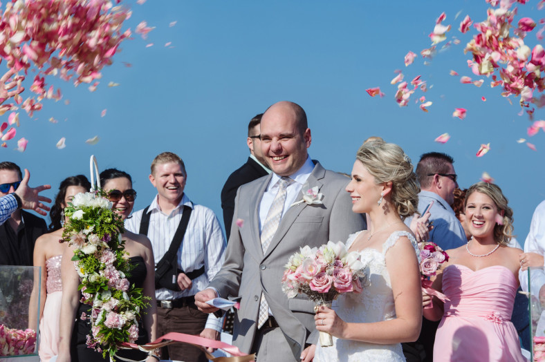 beach wedding confetti