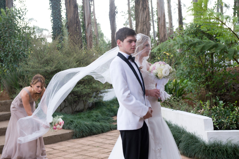 bride with long veil