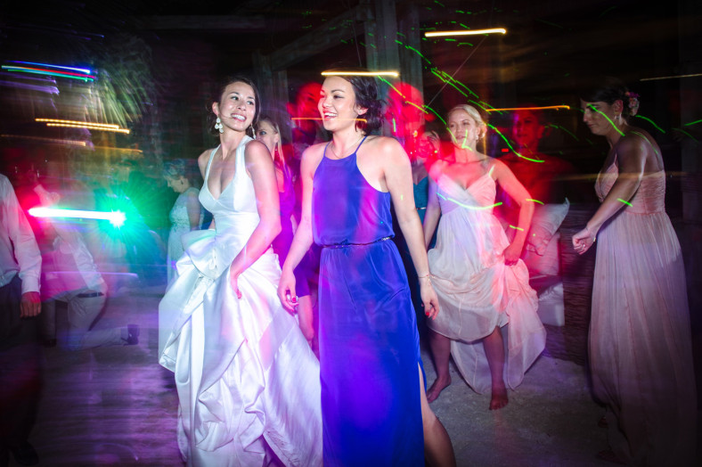 dancing at a wedding