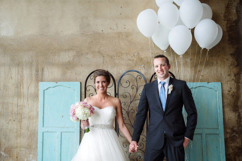 bride and groom balloons