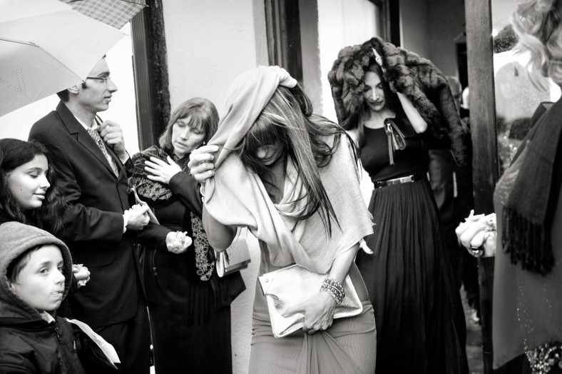 rainy wedding