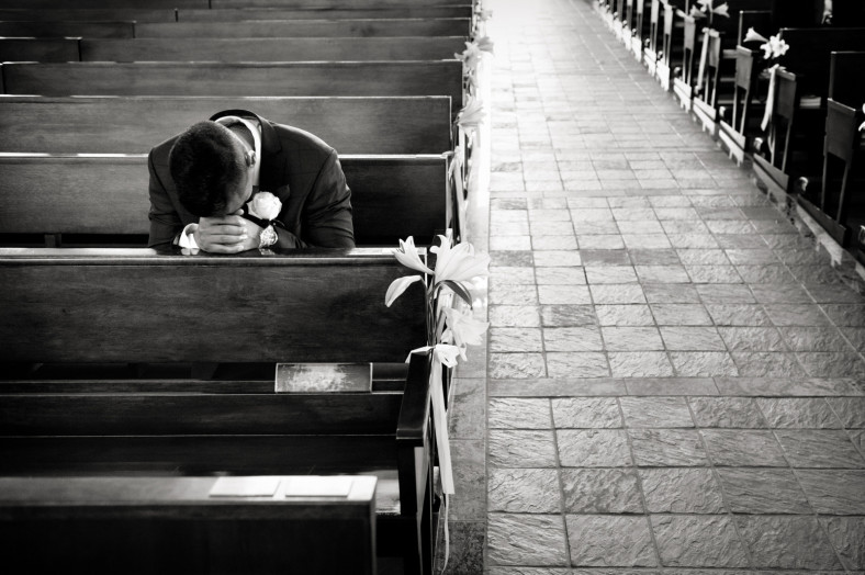 groom praying