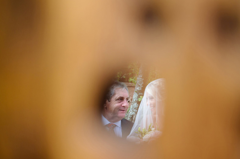 bride and father