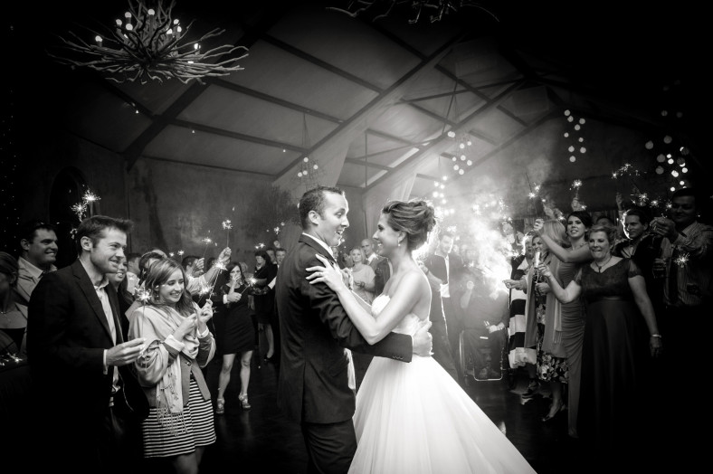 bride and groom first dance