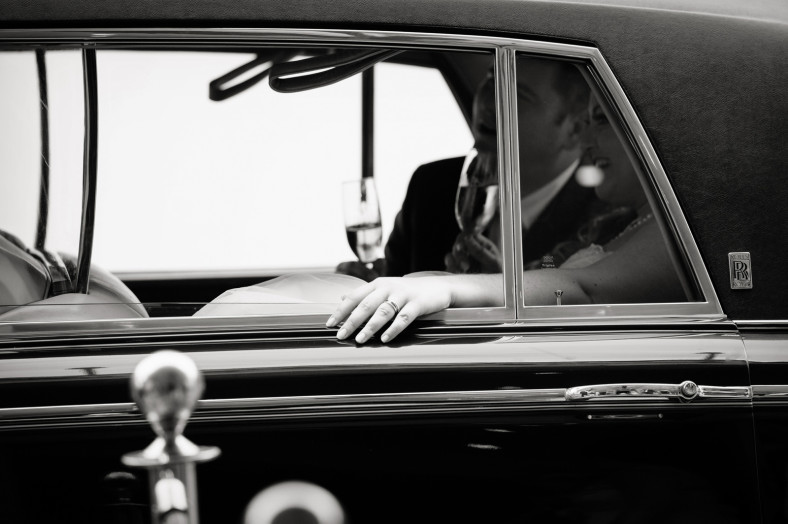 the oyster box hotel wedding photography couple in car