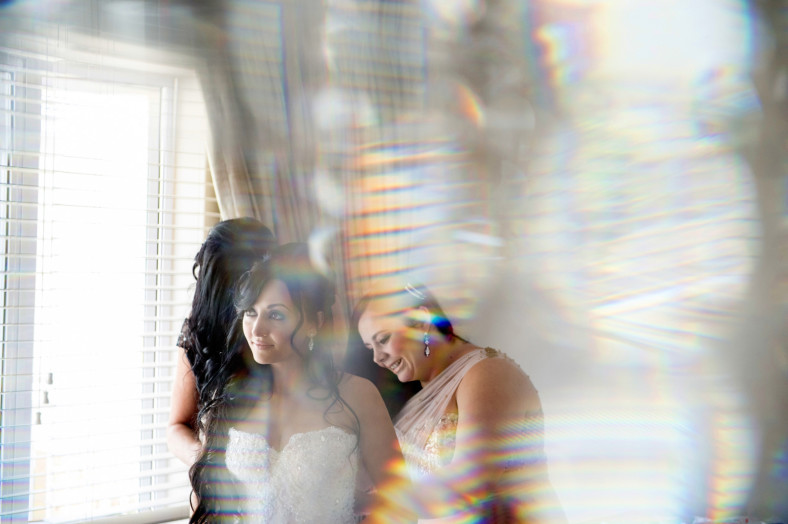 The Oyster Box Hotel Documentary Portuguese Wedding Photography Bride