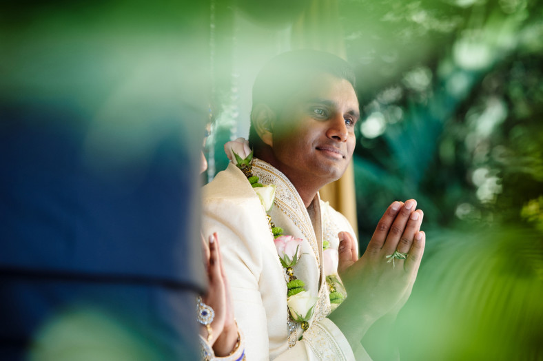 groom praying