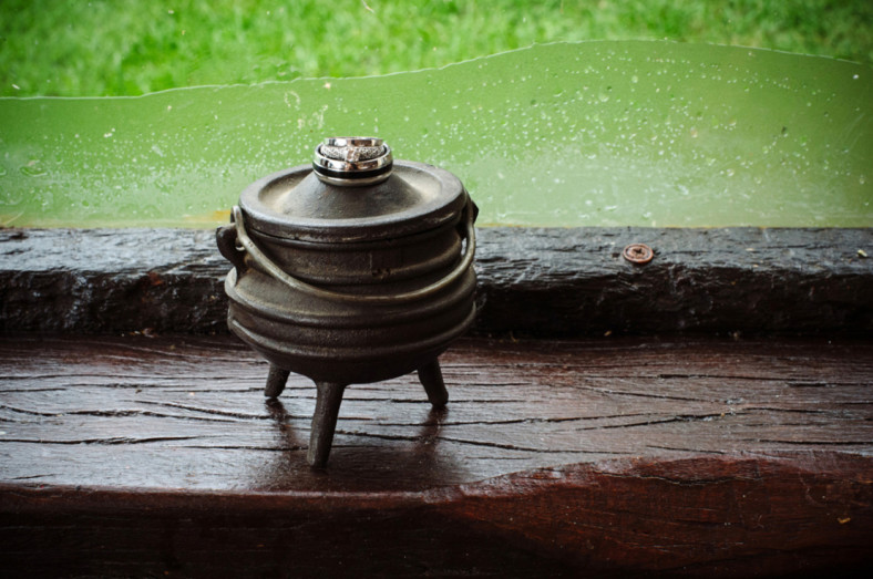 Wedding rings on a pot