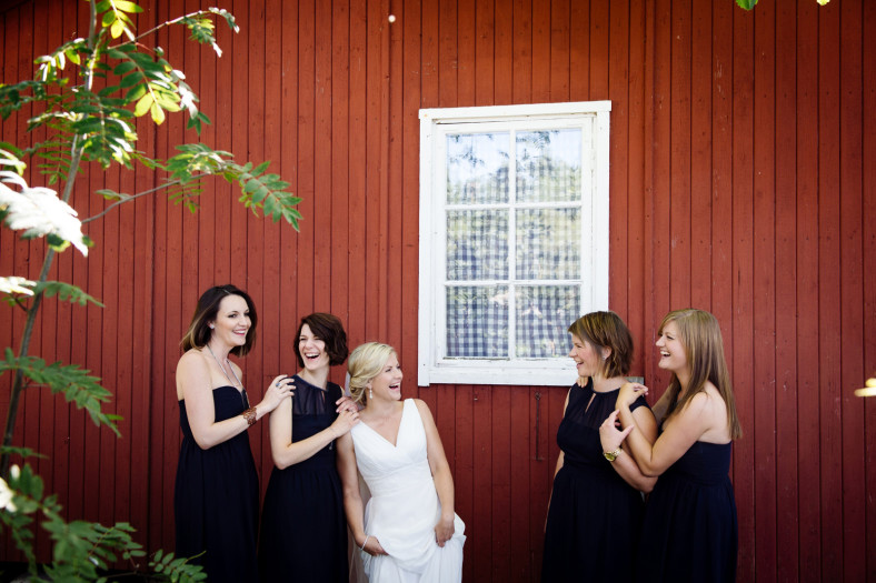 Swedish bride and bridesmaids