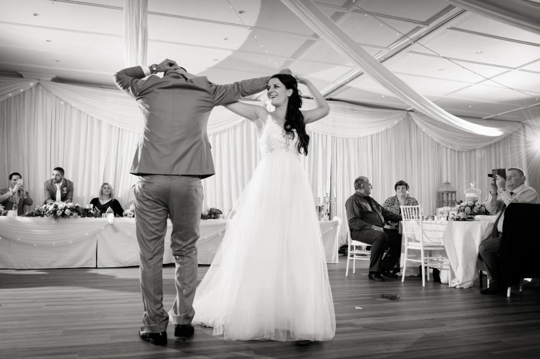 bride and groom first dance