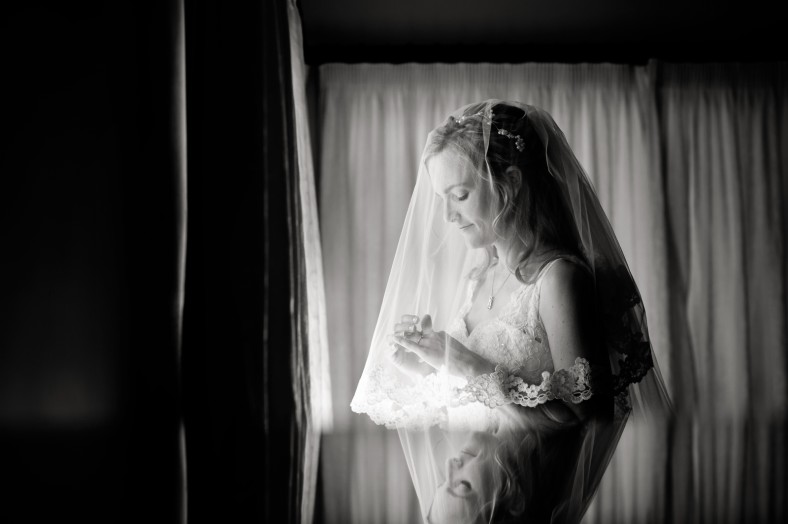 bride with veil