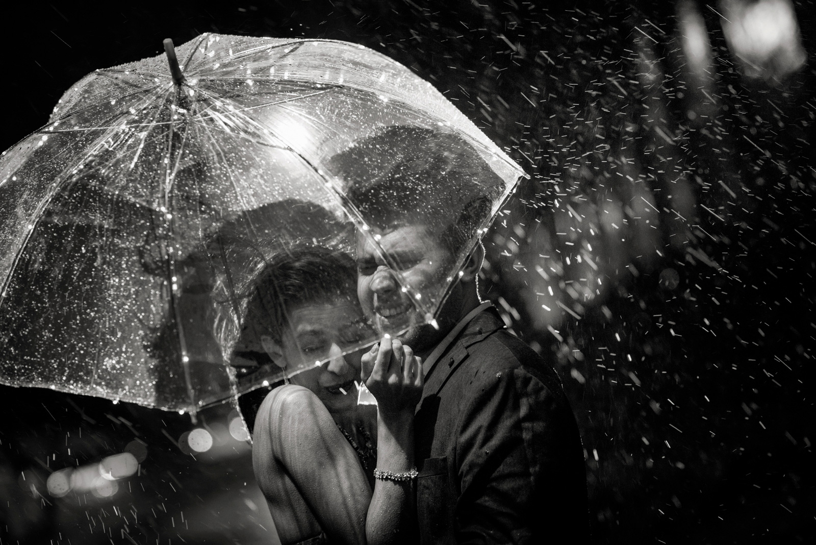 Latest 15 Romantic Photoshoot Ideas In The Rain To Inspire Your Pre-Wedding  And Post Wedding | by Weddingsjunction | Medium
